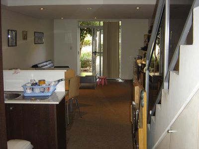 9 / 384a-388 Railway Parade, Carlton