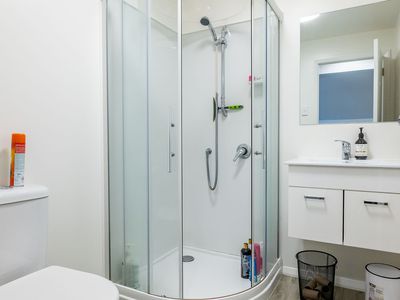 6 Agnew Street, North Dunedin