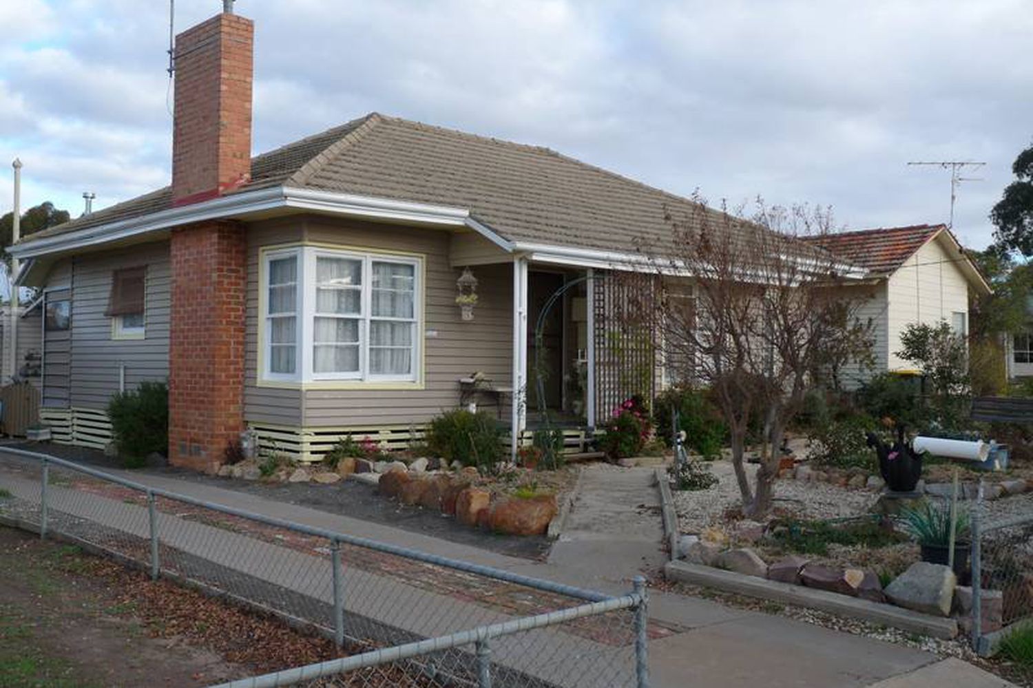 9 Phillip Street, Horsham