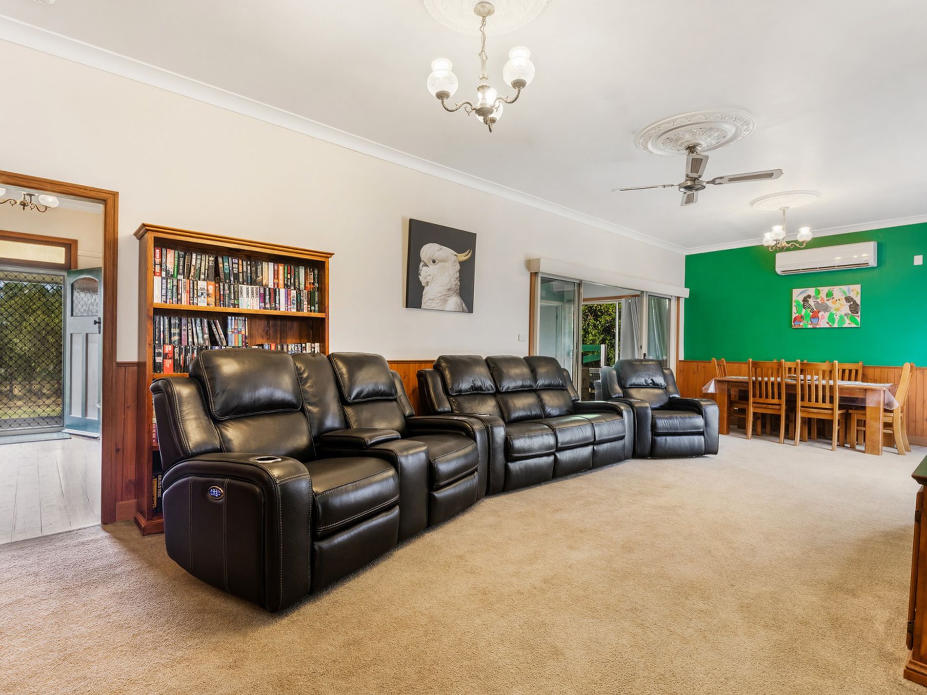 6 McClellans Crescent, Heathcote