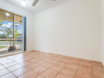 52 Walton Cres, Murrumba Downs