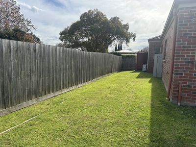 1 Louisa Place, Warrnambool