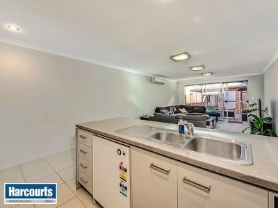 18 Nullarbor Avenue, Yanchep