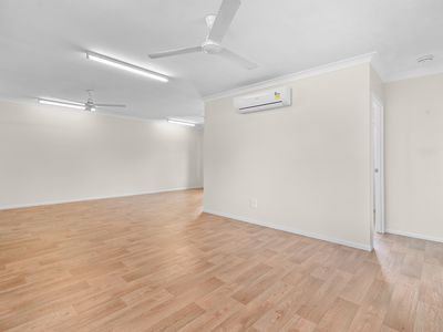 2 / 1A Mahogany Street, Goondi Hill