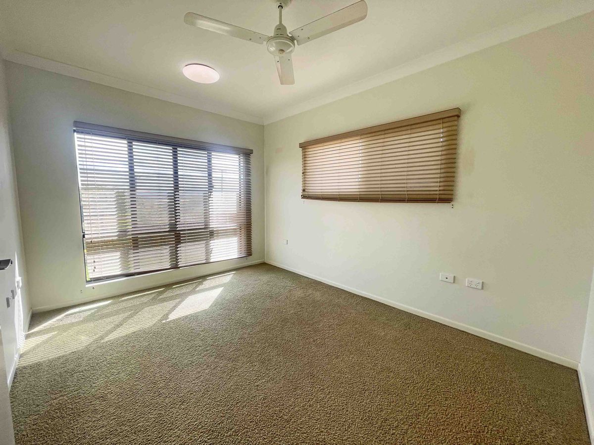 15 / 33-35 TOWER AVENUE, Atherton