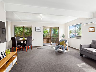 6 Te Moau Avenue, Parakai, Helensville