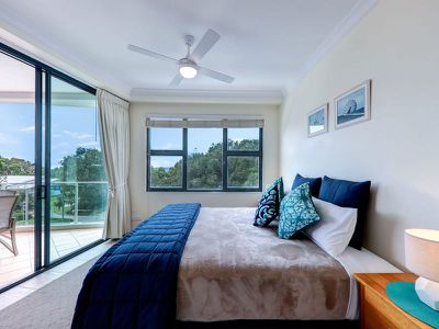 13 / 15 Mudjimba Esplanade, Mudjimba