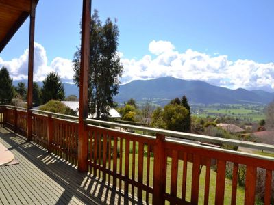 11 Allamar Court, Tawonga South