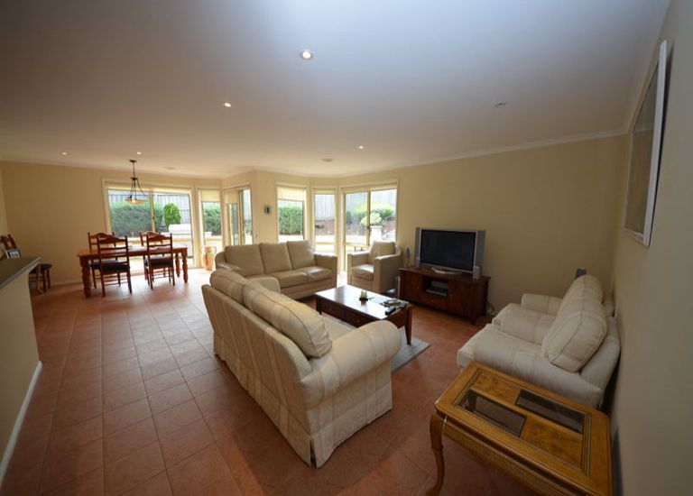 11 Webb Court, Portland