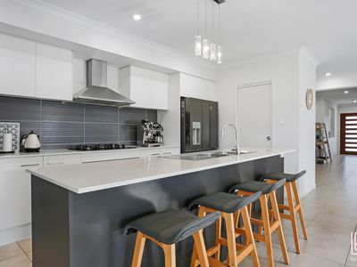 7 Sirocco Drive, Wadalba