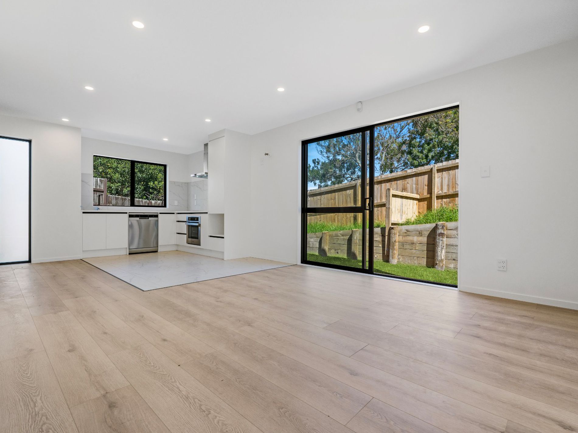 1A Flamingo Court, Goodwood Heights