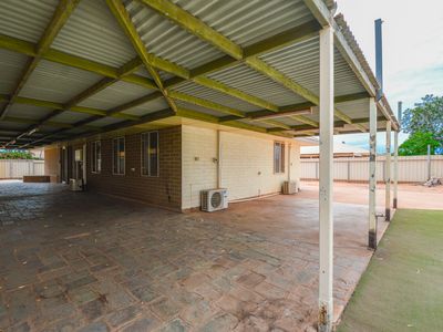 10 Lovell Way, South Hedland