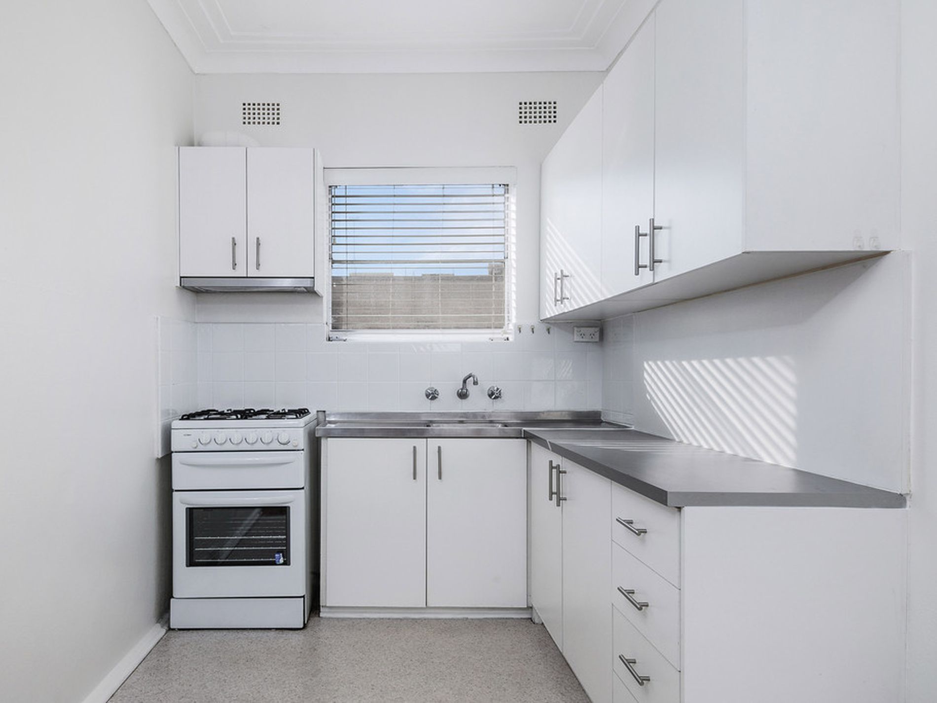 5 / 11 Derby Street, Kogarah