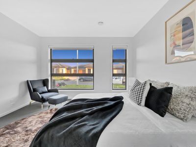 10 Valance St, Tarneit