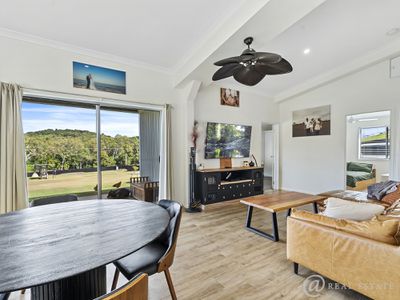 101 Clayton Road, Lammermoor