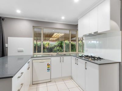 50 Shipbourne Way, Huntingdale