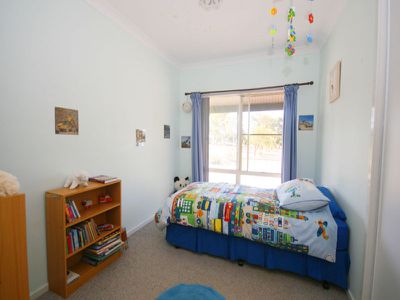 25 CARLYON AVE, Gunnedah