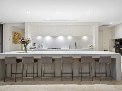 249-255 Monaco Street, Broadbeach Waters