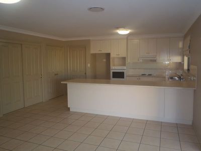 12 Nepean Place, Dubbo