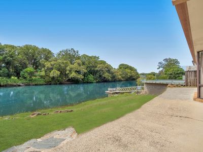 13 Cosmos Court, Elanora
