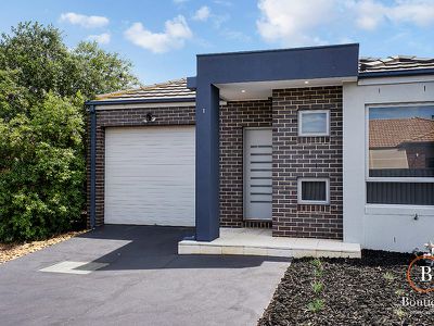 1 / 17 BIRDSWING TERRACE, Melton South