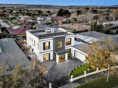 39 Kippenross Drive, Narre Warren South