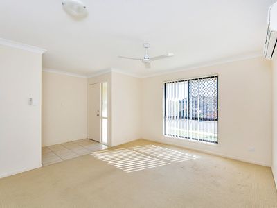 14 Baden Jones Way, North Booval
