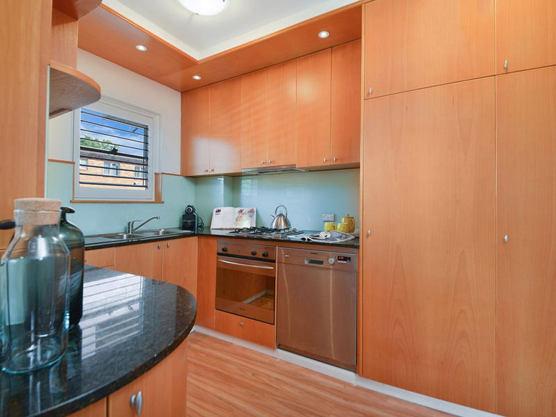 3 / 2 Hayden Place, Botany