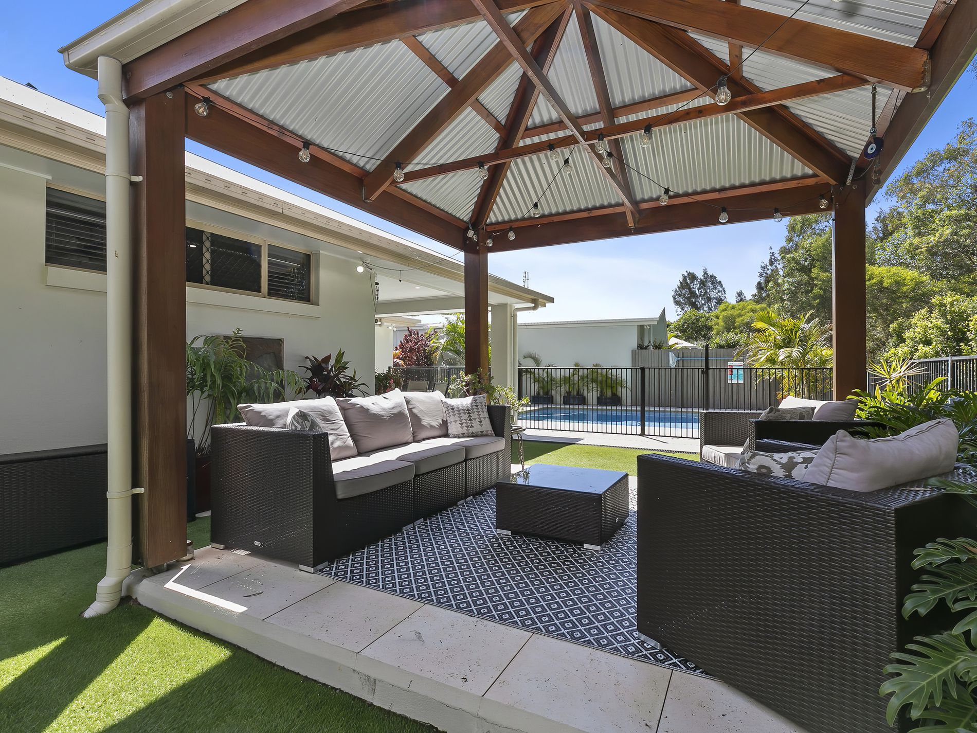 69 The Avenue, Peregian Springs