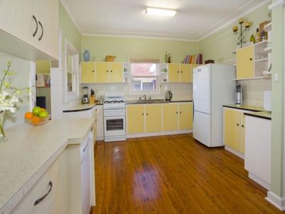 36 Poulter St, West Wollongong