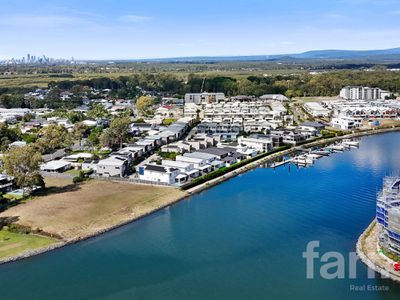 1 Lyra Avenue, Hope Island