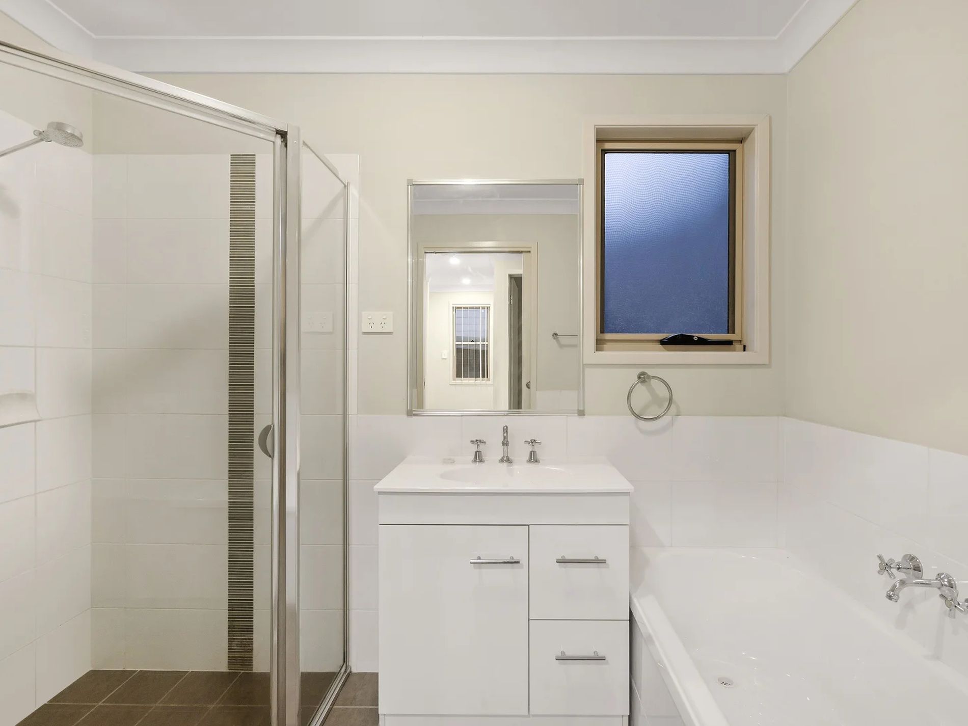 24 Corymbia Street, Croudace Bay