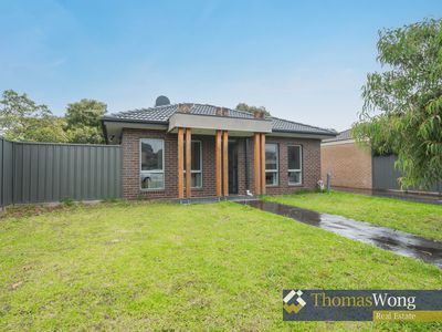 1 / 13 Hall Street, Epping