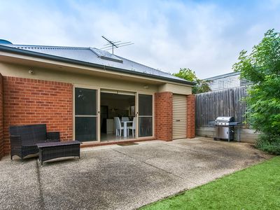 2 / 220 Mt Pleasant Road, Highton