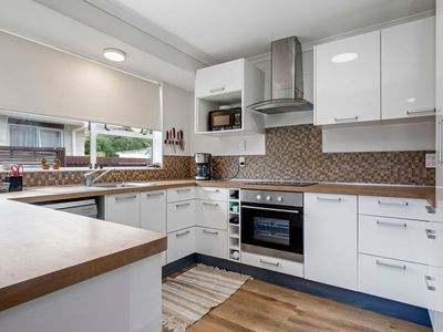 8 B Alexander Place, Otaki