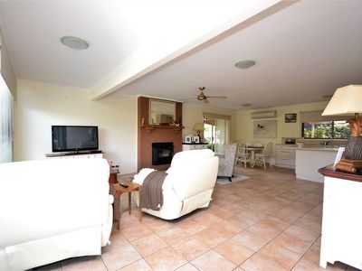 67 St Bernard Drive , Tawonga South