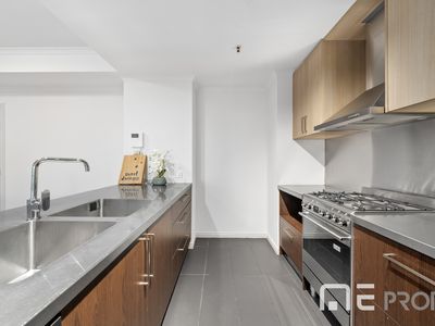 207 / 83 Queens Bridge Street, Southbank