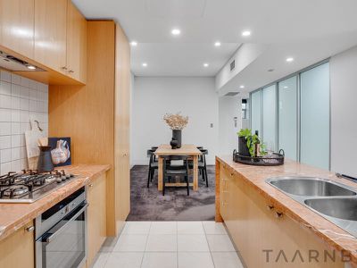 4 / 25 Hutt Street, Adelaide