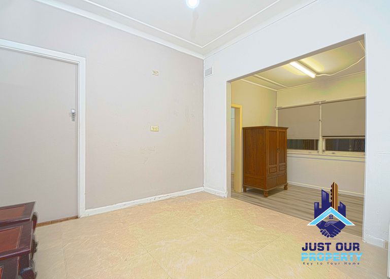 32 Clarence Street, Condell Park