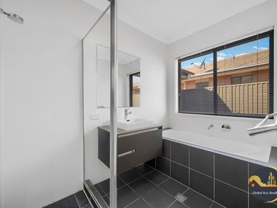 16 Xanadu Street, Gledswood Hills