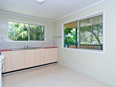 9 Neilson Crescent, Riverview