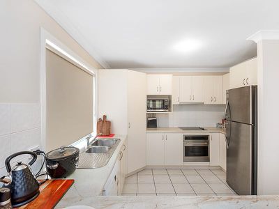 4 Sundown Lane, Forest Lake