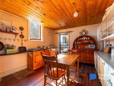 403 Yallook Church Road, Dingee