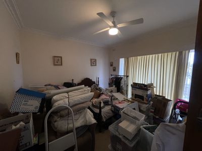 154 MacKenzie Street West, Golden Square