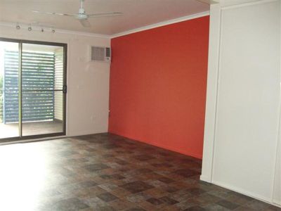 2 / 55 Helen, Cooktown