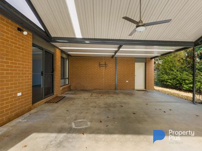 6 Moira Court, Ascot