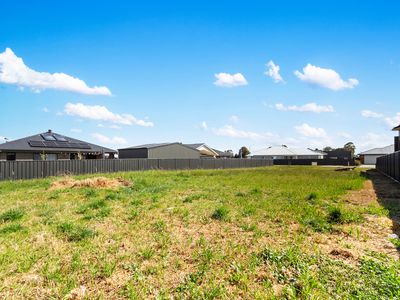 4 Centra Drive, Sale