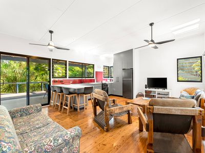 10 Rosedale Parade, Rosedale