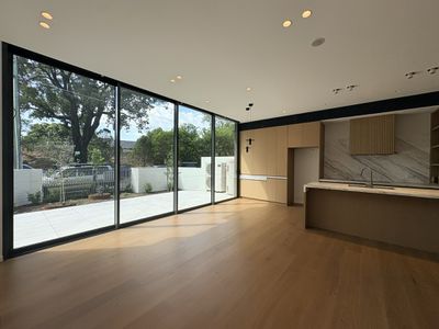1 / 111 Carpenter Street, Brighton