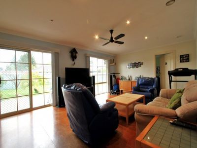 1449 Centre Road, Clayton